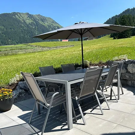 Alpenchalet Haldeli 公寓